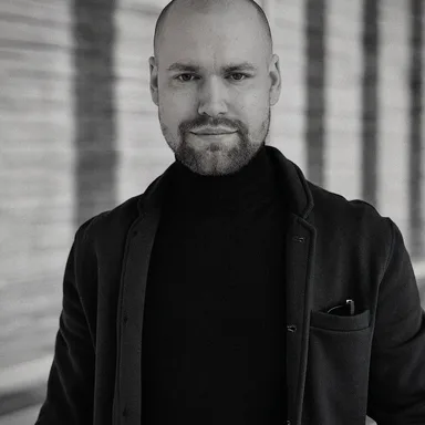 Robin Lindh, grundare av RLogg